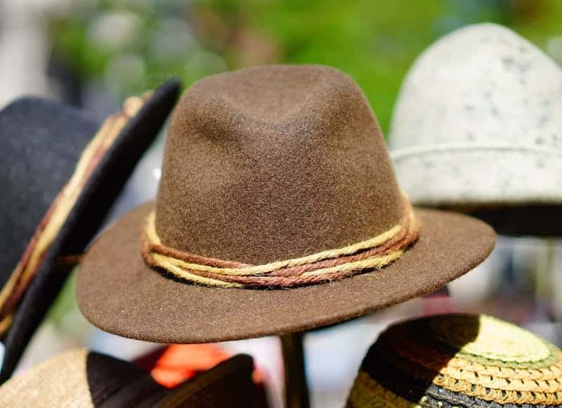 Puoi indossare un cappello dopo un trapianto di capelli?